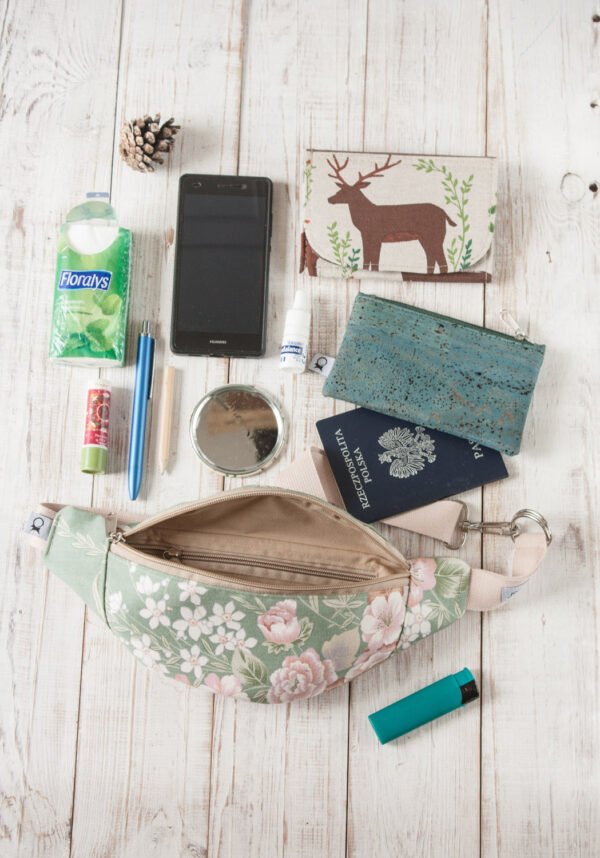 Kryzysówka księżycówka z korka - czerń