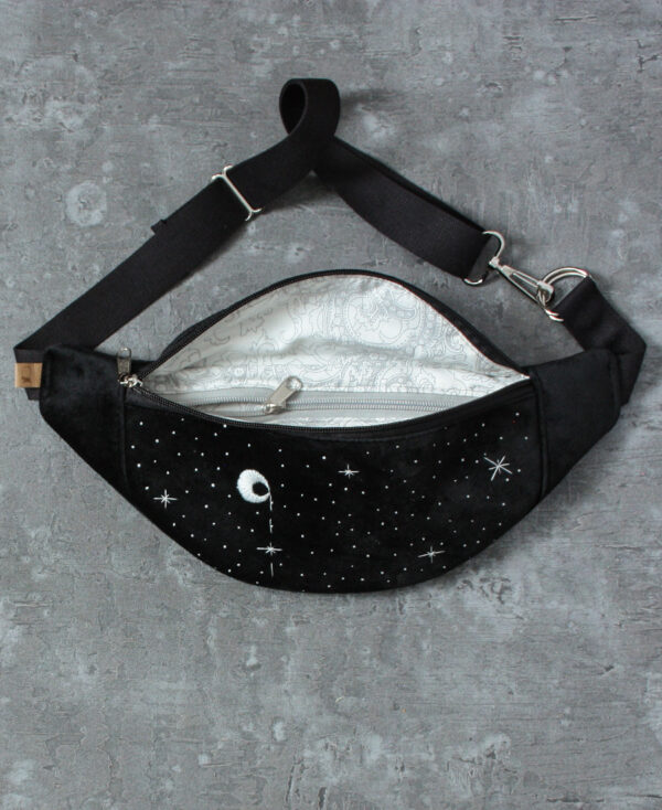 joanka-z-akcesoria-3-faza-nerki-ciemne-noceee-40 Nerka standard - księżycowa noc (welur)