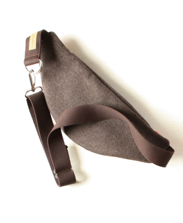 Nerka mini- etniczne paski