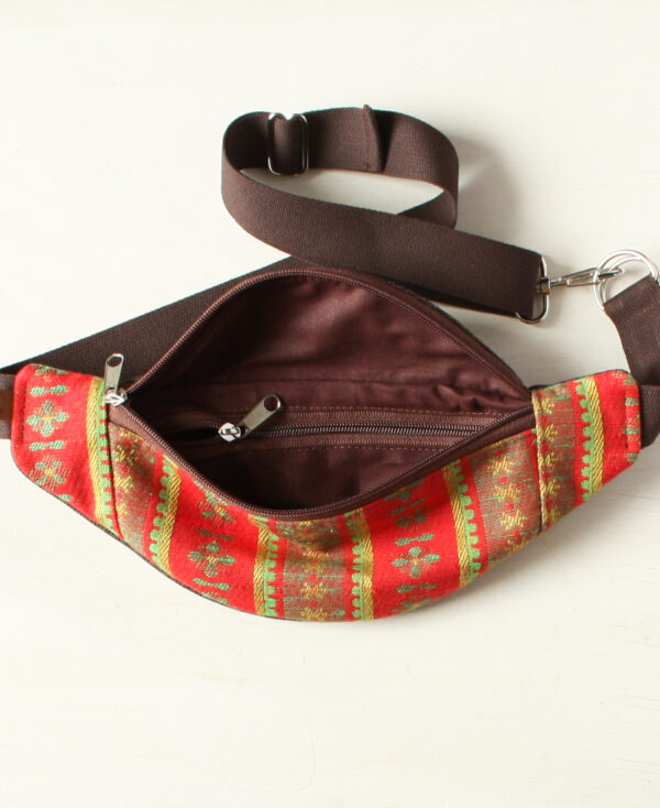 Nerka mini- etniczne paski