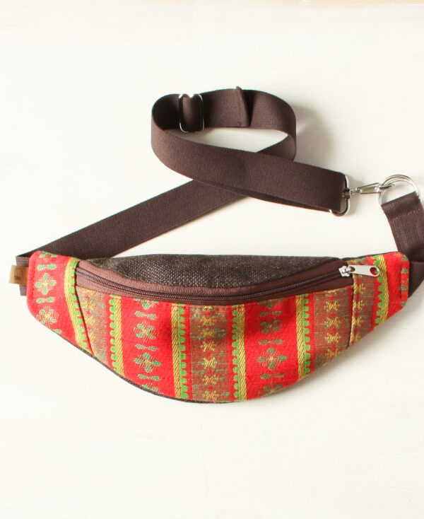 Nerka mini- etniczne paski