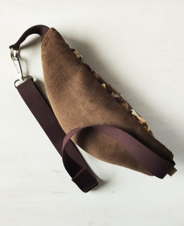 Nerka mini - brązowa łączka (Morris)